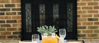 10 Vineyards Within 10 Mi, EV charger & Mini Goats