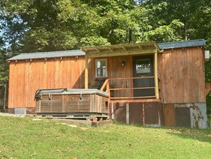 Exterior - TinyLakeEscape,Hot Tub near Memphis (Oakland)