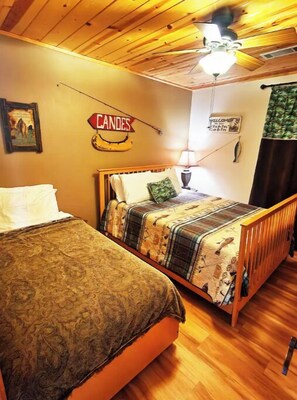 3 bedrooms, in-room safe, iron/ironing board, free WiFi