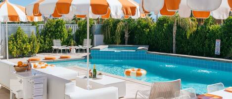 Piscina externa, piscina aquecida