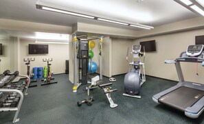 Fitness facility - 1BD/Austin - Rooftop Pool & Firepit, BBQ! (Austin)
