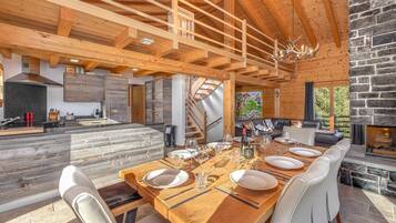 Chalet (4 Bedrooms) | Floor plan