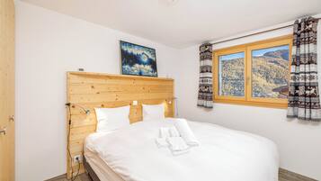 Chalet (4 Bedrooms) | Floor plan