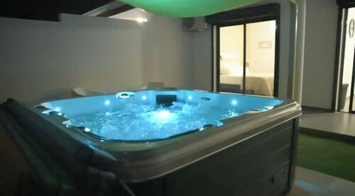 Lodge Palmeraie & its exclusive jacuzzi