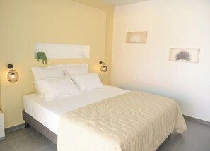 2 chambres, bureau, fer et planche à repasser, Wi-Fi