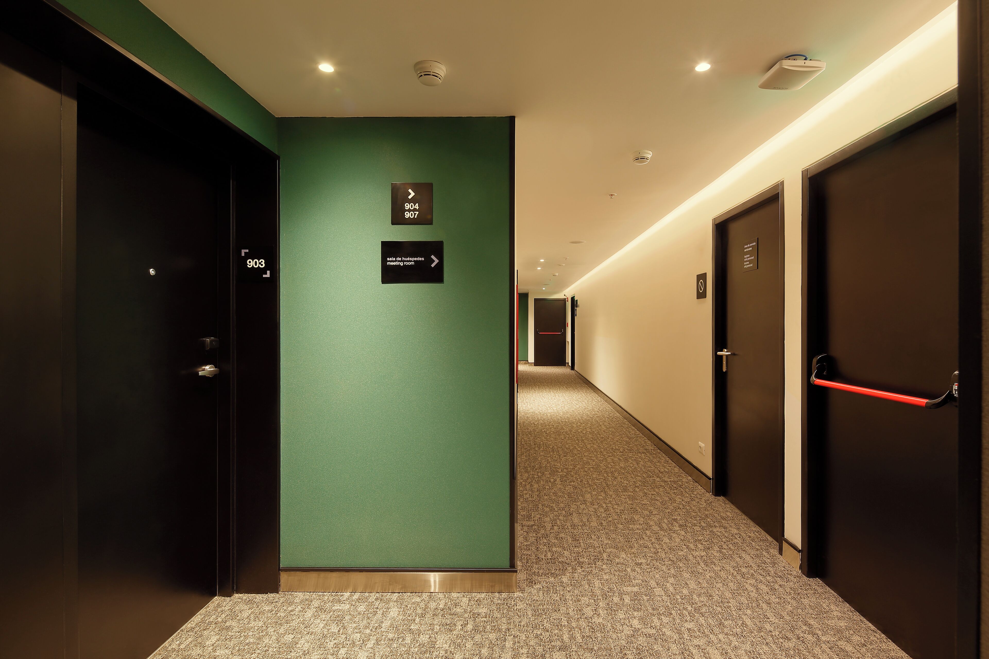 Foto - Ikonik Miraflores