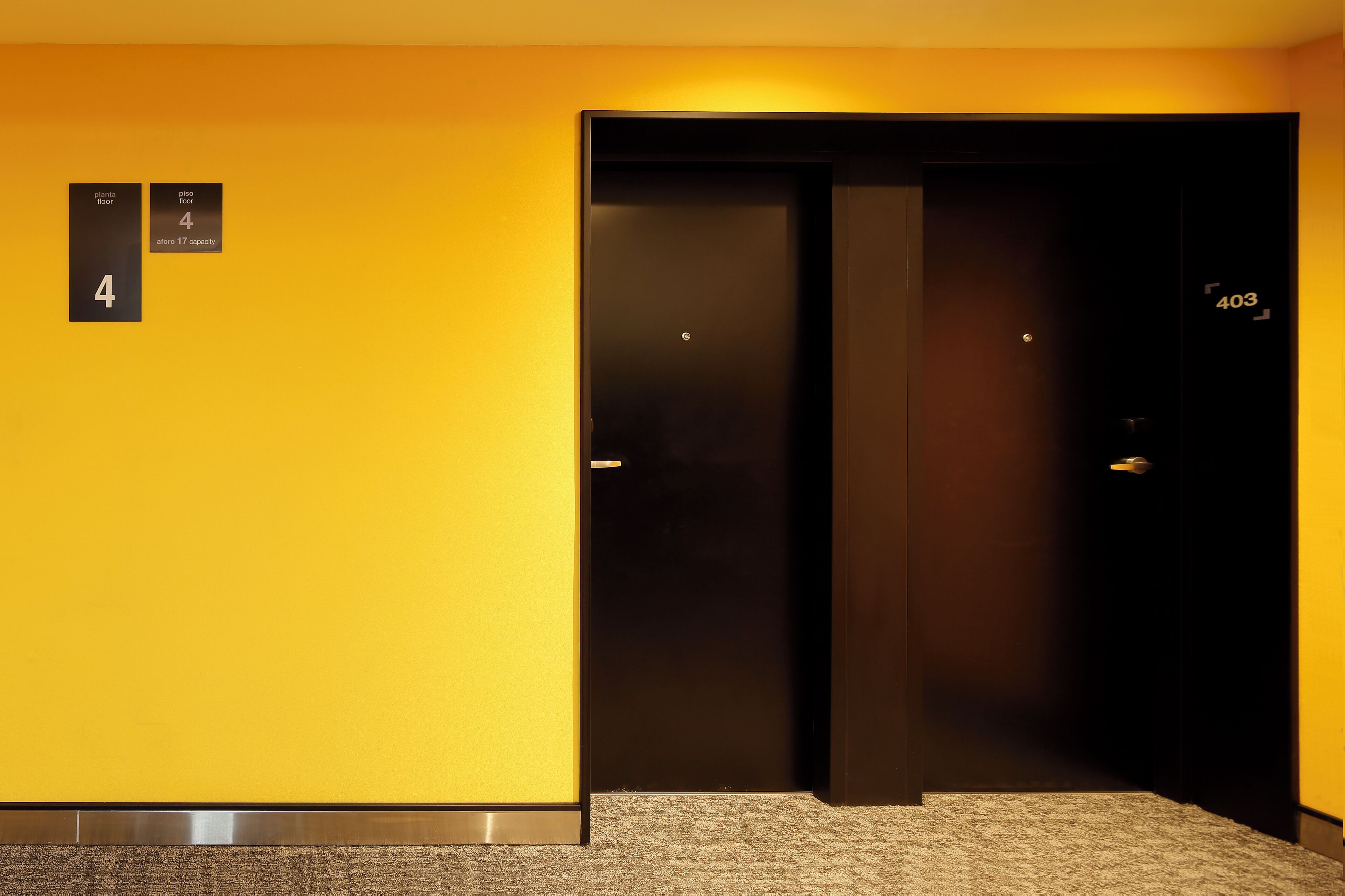 Foto - Ikonik Miraflores