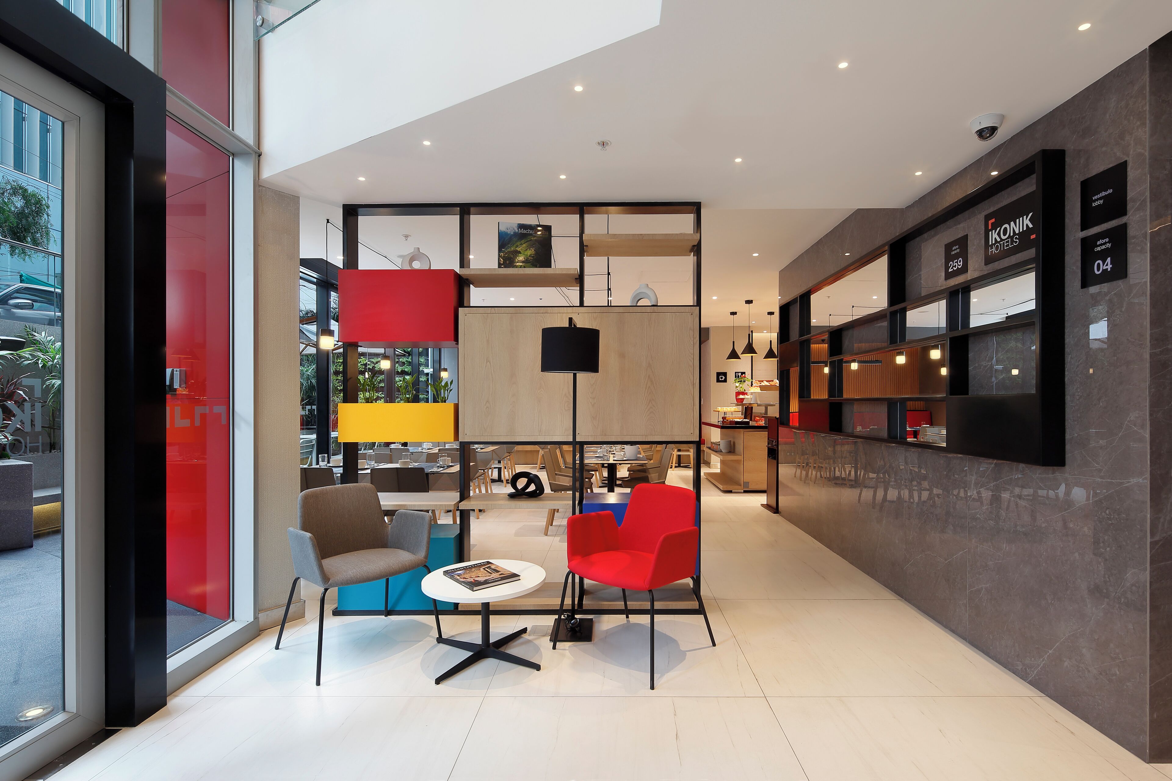 Foto - Ikonik Miraflores