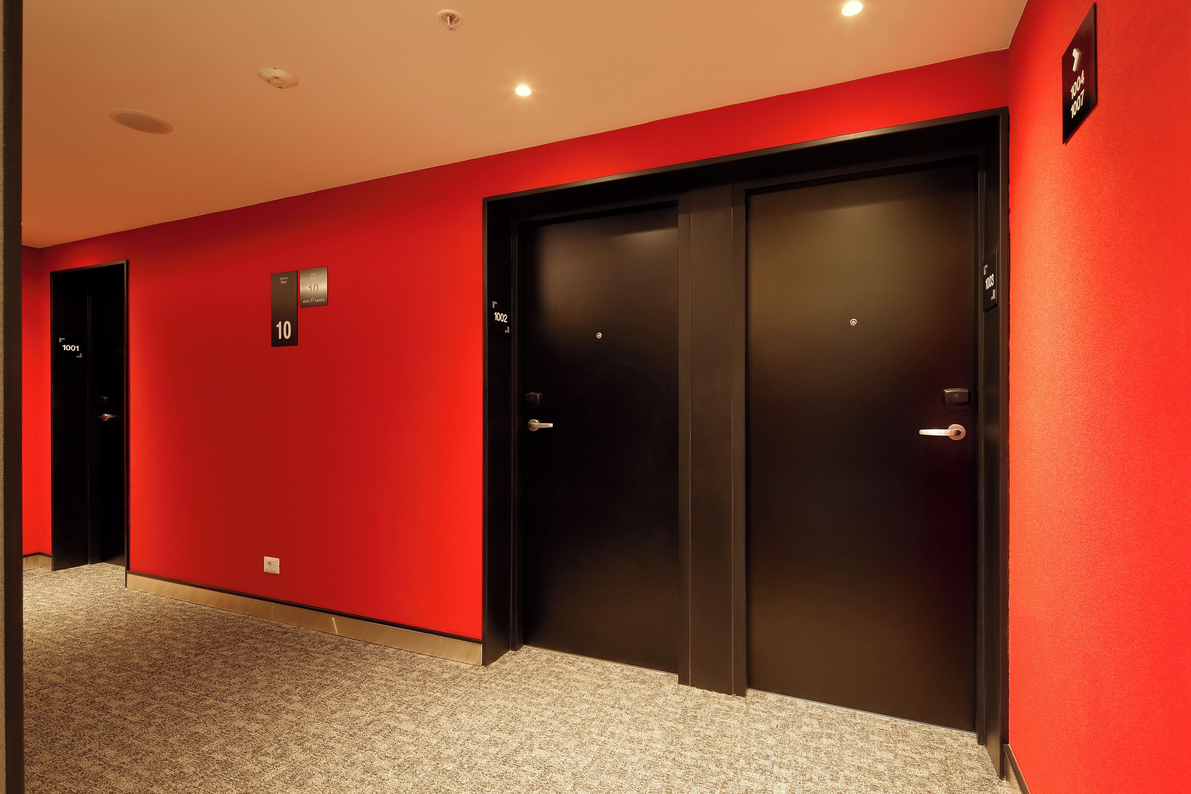 Foto - Ikonik Miraflores