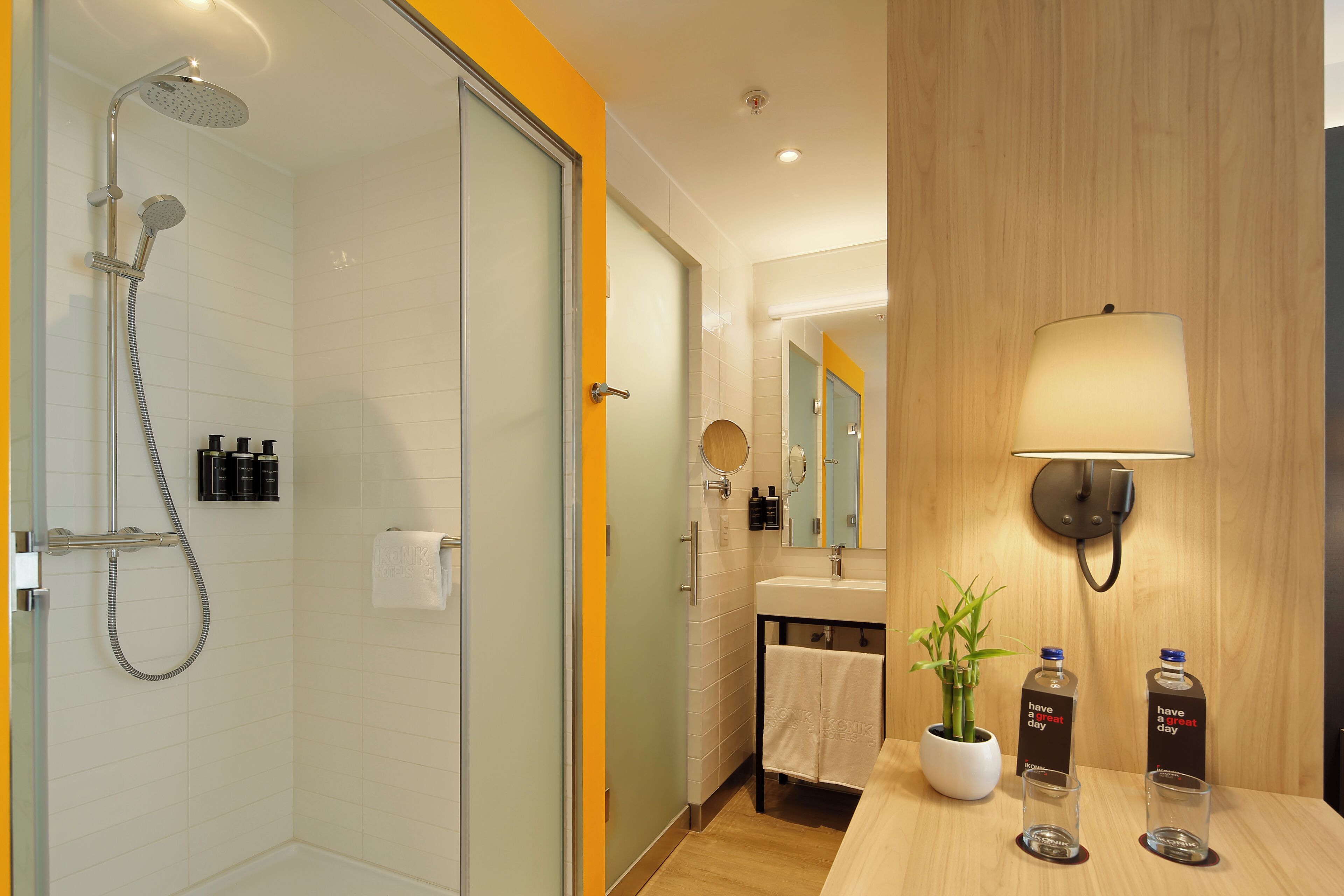 Foto - Ikonik Miraflores