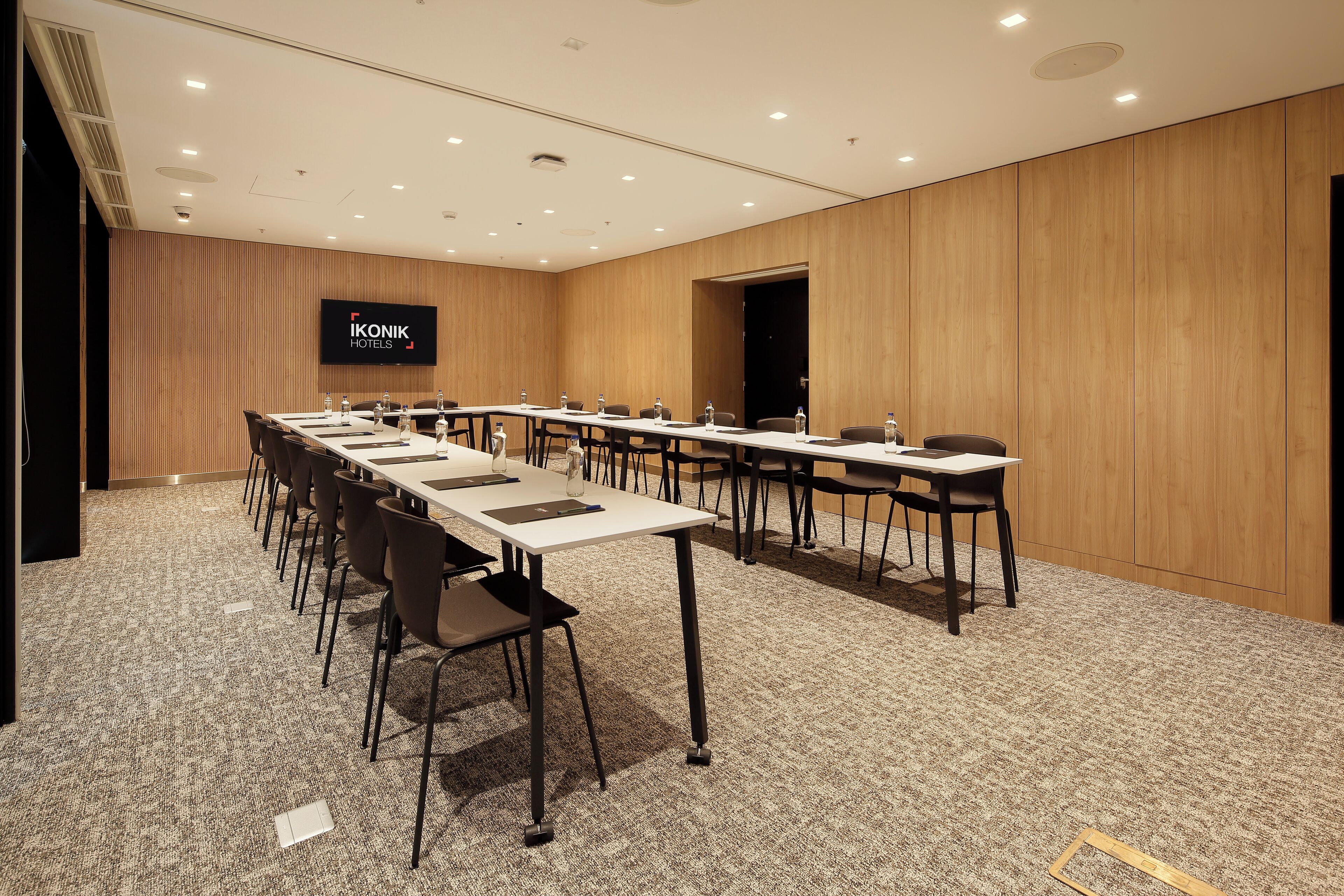 Foto - Ikonik Miraflores