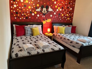4 bedrooms, WiFi, bed sheets