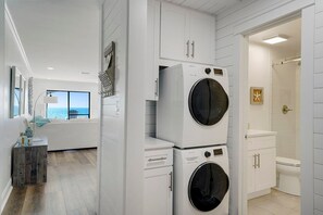 �تجهيزات دش، مناشف