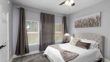 3 bedrooms, in-room safe, iron/ironing board, free WiFi
