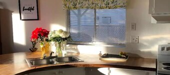 The Green River House