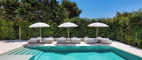 Seasonal outdoor pool