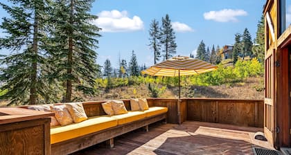 Walk to the Lake Amazing 5 Bedrm - VH#343 by Bear Valley Vacation Rentals