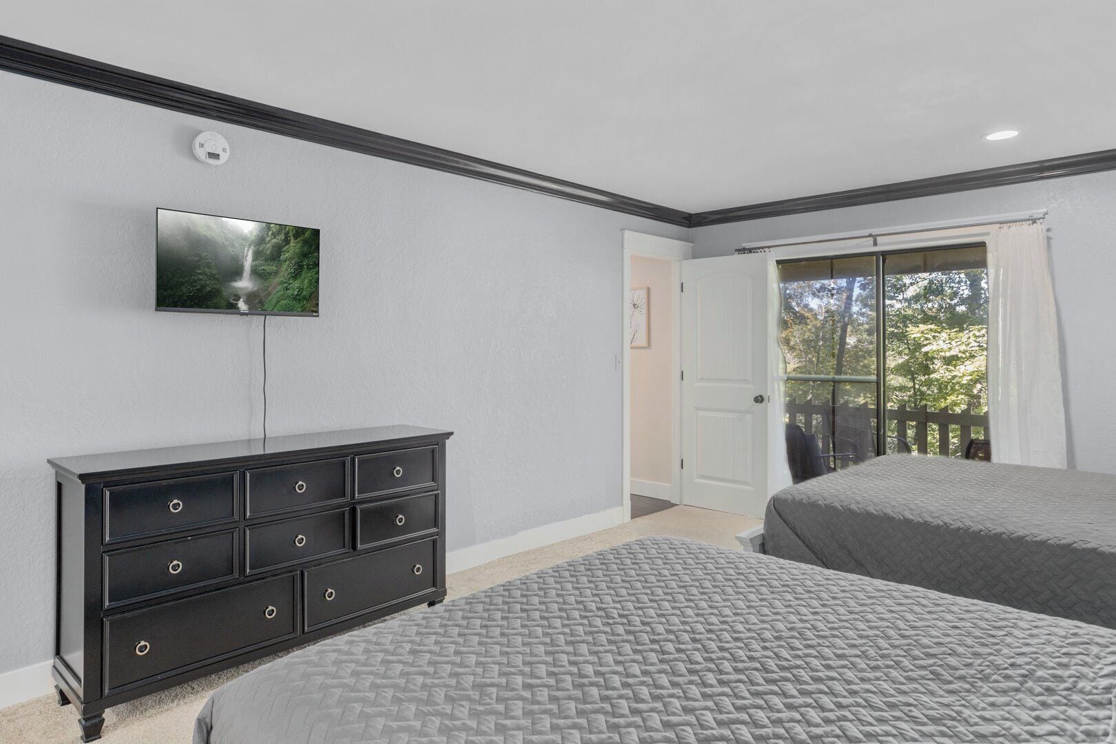 3 chambres, bureau, Wi-Fi, draps fournis