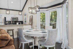 Dining - Deja Too - Three Bedroom House, Sleeps 10 (Osage Beach)