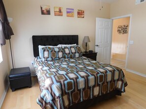 3 bedrooms, iron/ironing board, free WiFi, bed sheets