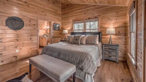 5 bedrooms, iron/ironing board, free WiFi, bed sheets