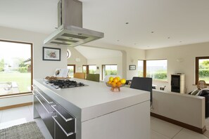 Fridge, microwave, oven, dishwasher - Jalamoor Sea Views 5 bedroom house (County Kerry)