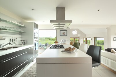 Jalamoor Sea Views 5 bedroom house