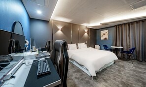 Chambre double (Gold, 2PC) | Décor unique, ameublement unique, accès au Wi-Fi (inclus)
