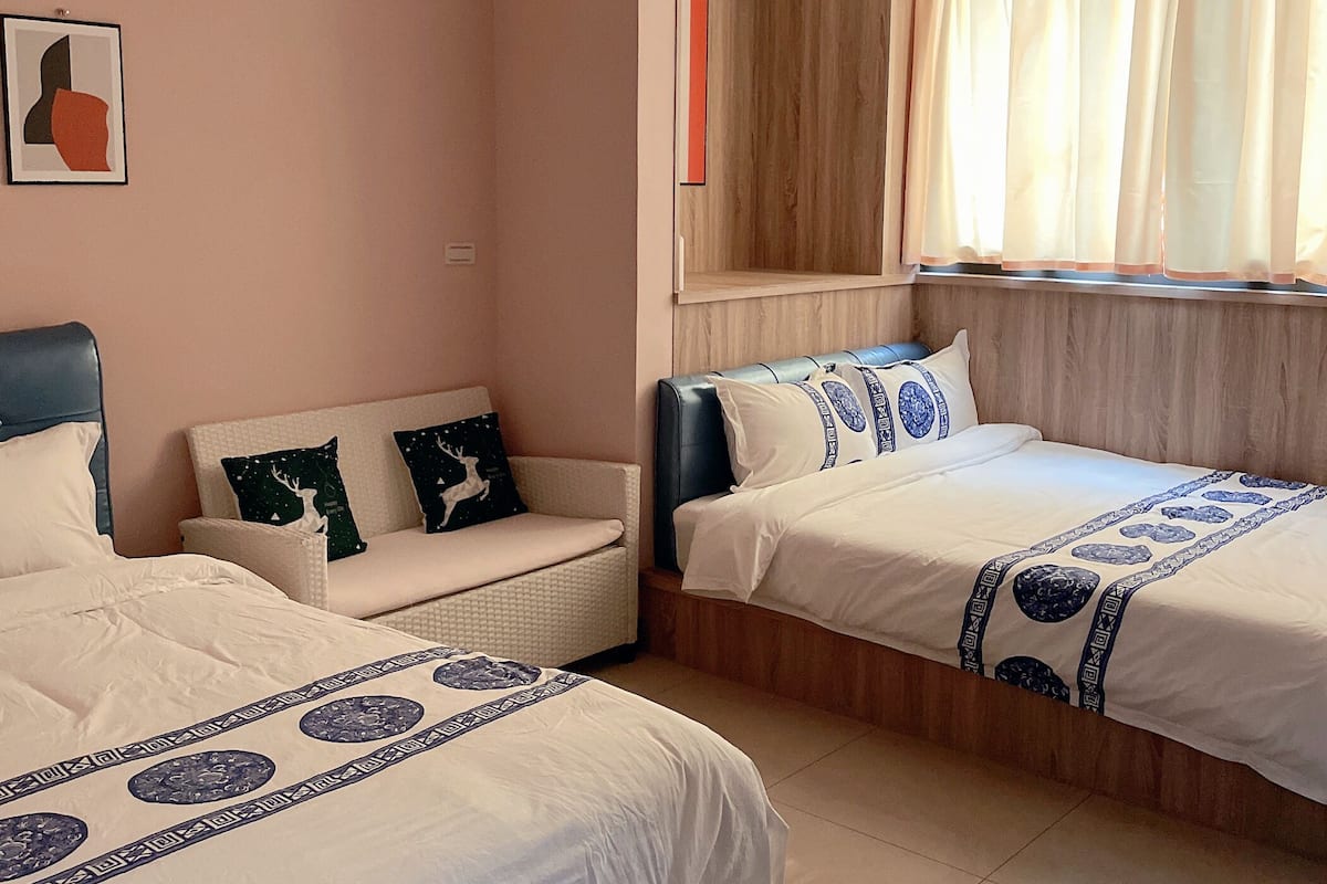 Comfort Quadruple Room | 1 bedroom, desk, laptop workspace, blackout drapes