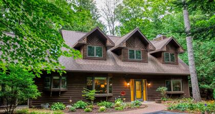 Private Wooded Lot - half mile to Egg Harbor Beach-great for groups