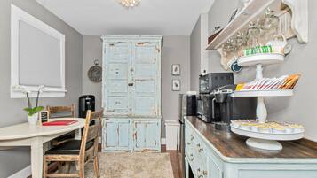 Fridge, microwave, coffee/tea maker, toaster