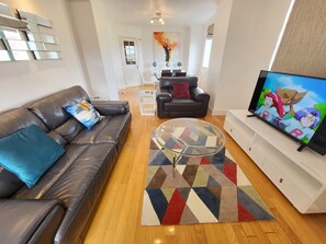 Smart-TV og stereoanlegg