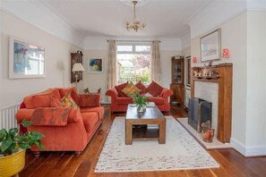 House, Multiple Beds | Interior - Delightful Family Home (Lisburn)