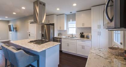 Charming 2nd Floor Duplex in the Heart of Houston