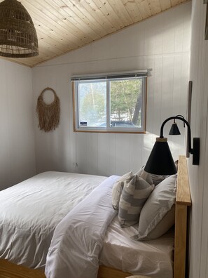 3 quartos, berço de viagem, Wi-Fi, roupa de cama