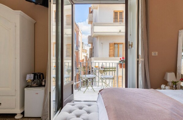 Deluxe-Zimmer | Allergikerbettwaren, Daunenbettdecken, Betten mit Memory-Foam-Matratzen