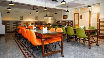 Daily buffet breakfast (INR 250 per person)