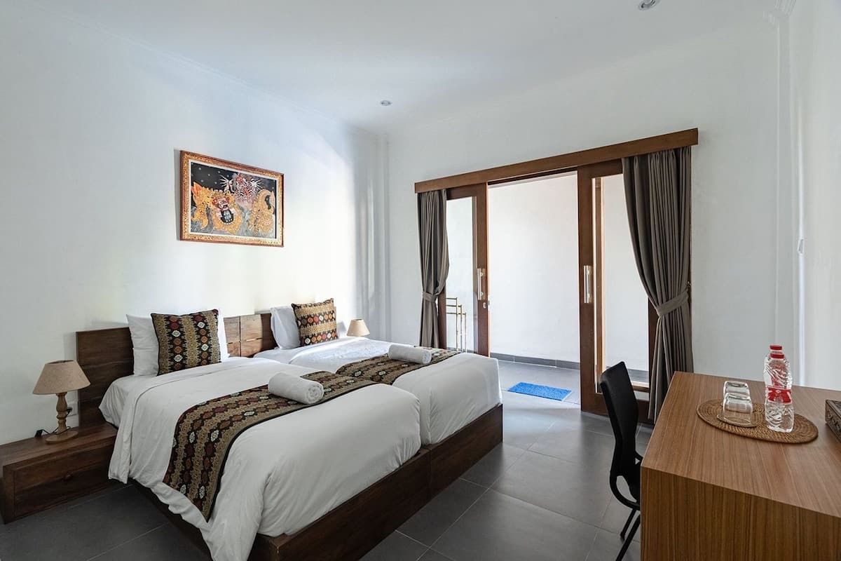 Double or Twin Room | Free WiFi