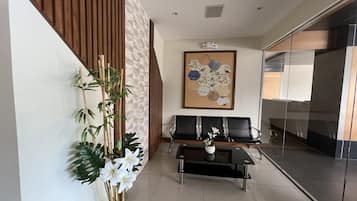Sala de estar en el lobby