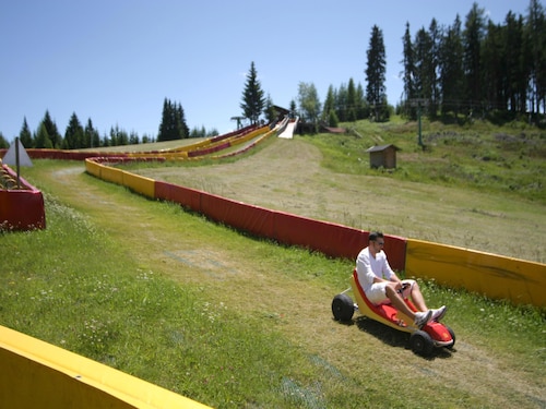 Bel appartement avec vue sur la montagne