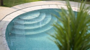 Udendørs pool