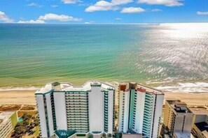 Sulla spiaggia, teli da spiaggia