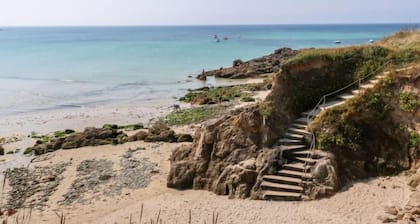 La petite Iroise by Interhome