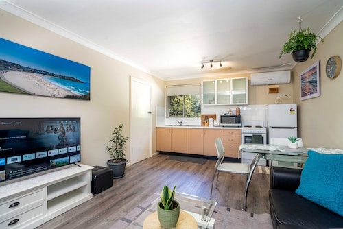 One-Bedroom Apartment on Summer | No.4 Near CBD