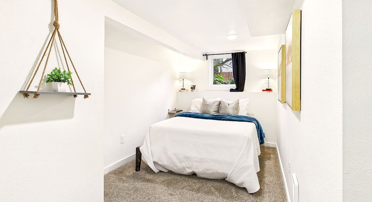 2 makuuhuonetta, työpöytä, silitysrauta/-lauta, Wi-Fi