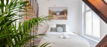 Vitamin Sea Double floor Loft next to the Beach