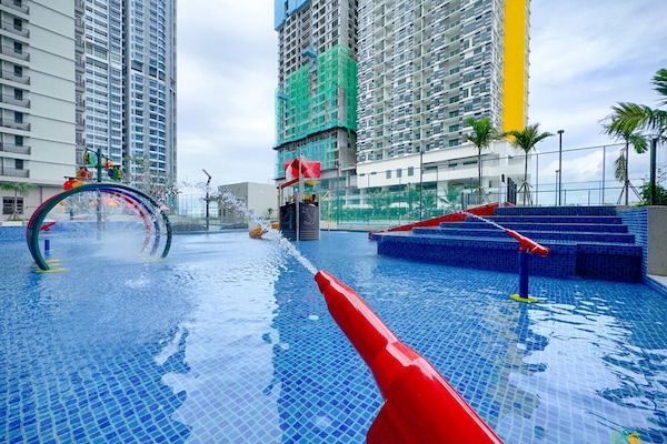 Kolam renang terbuka