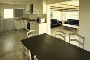 Interior - Skiatos Villa, Langebaan 6-Sleeper (Langebaan)