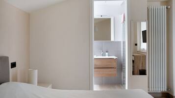 2 camere, ferro/asse da stiro, Wi-Fi gratuito, lenzuola