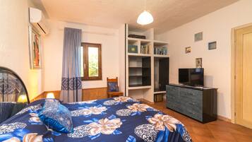 2 camere, ferro/asse da stiro, Wi-Fi gratuito, lenzuola